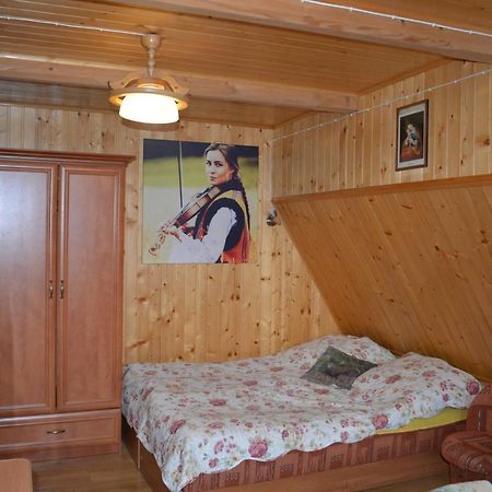 Gorolik U Kwietniow-Centrum Bukowiny- Mozliwosc Wyzywienia Bukowina Tatrzańska Extérieur photo